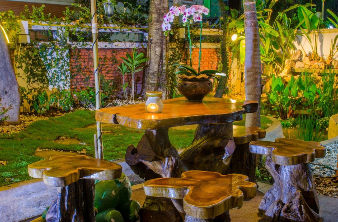 Dream Garden Villa Hotel Night Bazaar Chiangmai チエンマイ エクステリア 写真