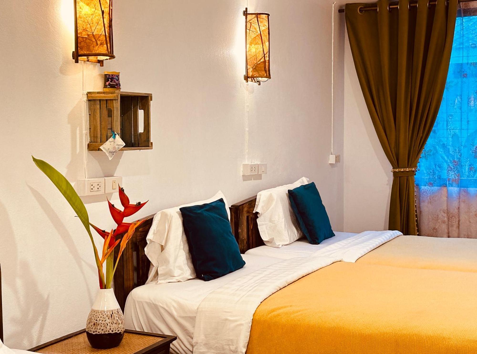Dream Garden Villa Hotel Night Bazaar Chiangmai チエンマイ エクステリア 写真